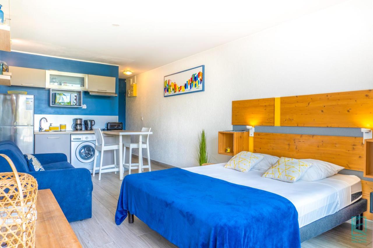 Chaleureux Studio Avec Balcon Face A La Mer - Maripa Le Gosier  Kültér fotó